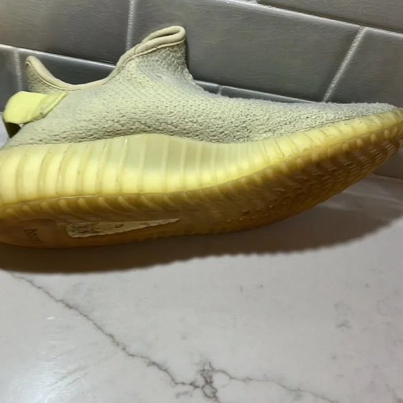 Used Yeezy 350 V2 Butters - Picture 3 of 7